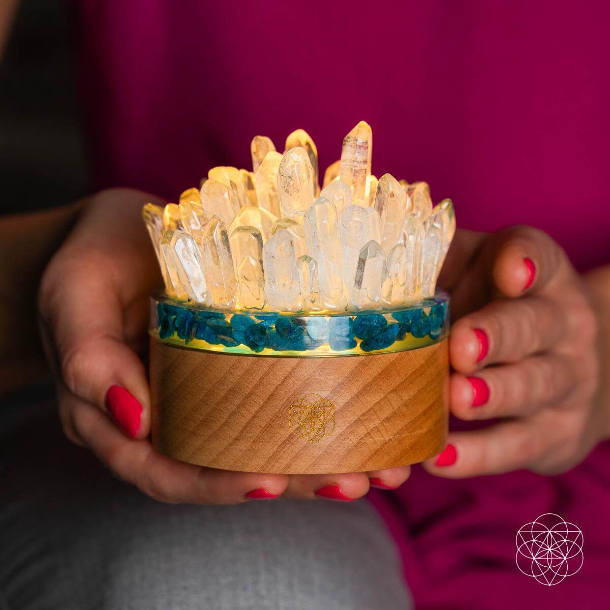 Find My Voice - Quartz & Apatite Lamp of Blooming Confidence